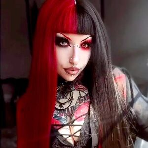 28 inch synthetic Gemini two tone red and black wig with bangs